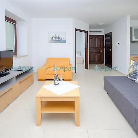 Club Apartament